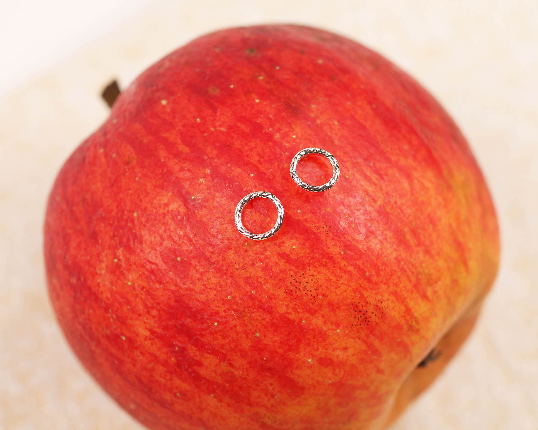 náušnice "v kruhu se třpytem"