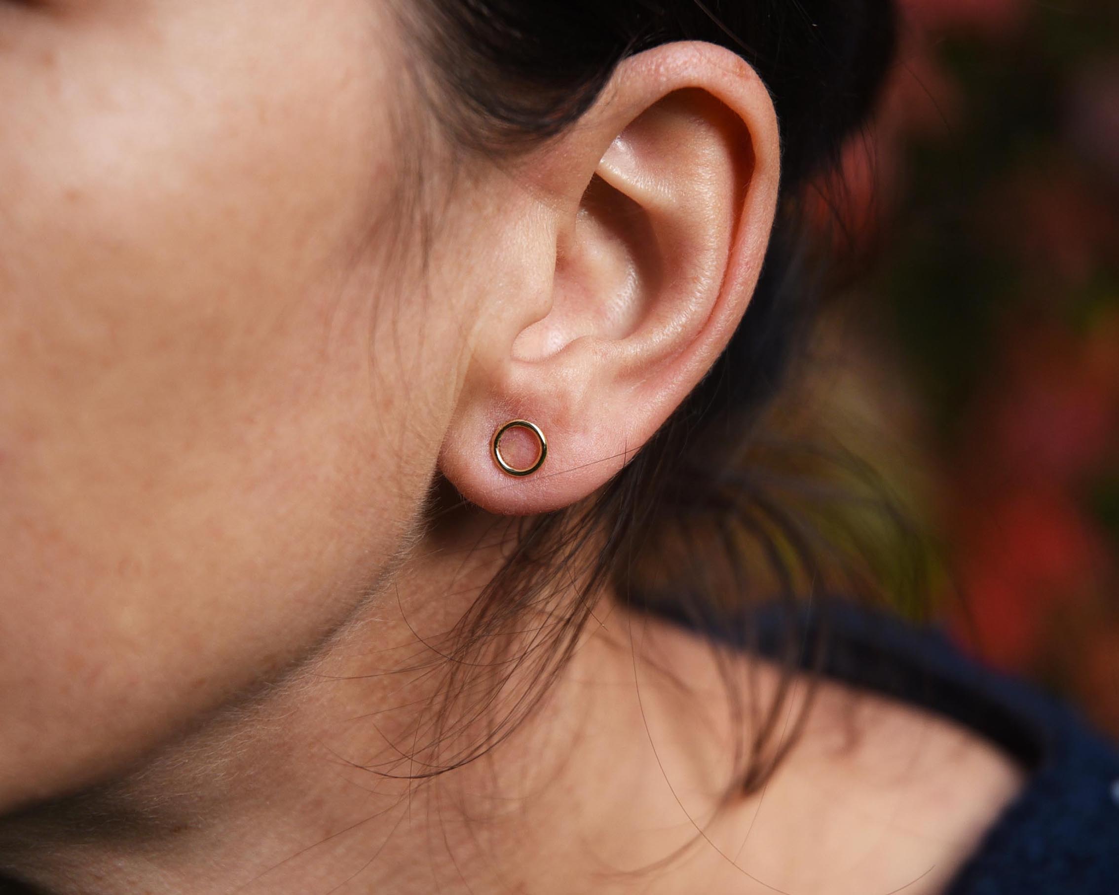 náušnice "v kruhu zlatém"